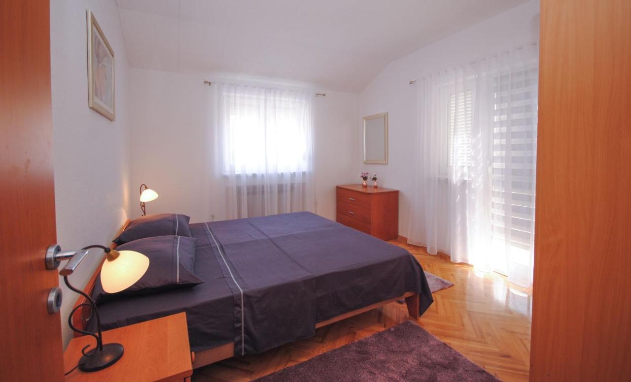 Apartment Tina Podstrana Bagian luar foto